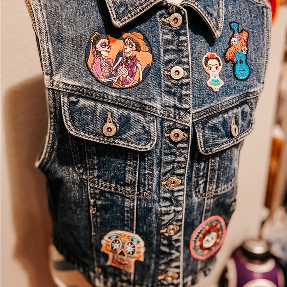Vintage Liz Claiborne Upcycled Disney Pixar Coco Patch Vest - Picture 5 of 12